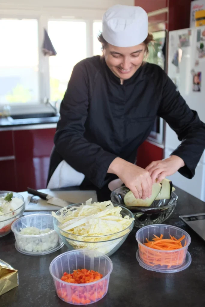GE Cuisine vous transmet ses astuces lors d'un atelier privé pour optimiser votre quotidien en cuisine.