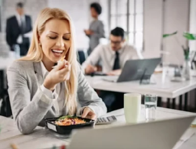Avec GE Cuisine, gagnez du temps, mangez sain et savourez sans stress des plats prêts à réchauffer au travail ou à votre domicile dans les communes Sud Nantes.