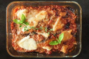 Plats faits maison par une professionnelle qui se déplace sur Bouaye, Rezé, Bouguenais, Trentemoult... Un service d'aide à domicile pour alléger le quotidien.